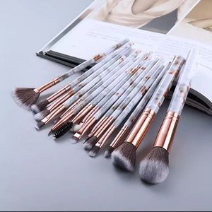 NEW 15Pcs Makeup Brushes Tool Set Cosmetic
